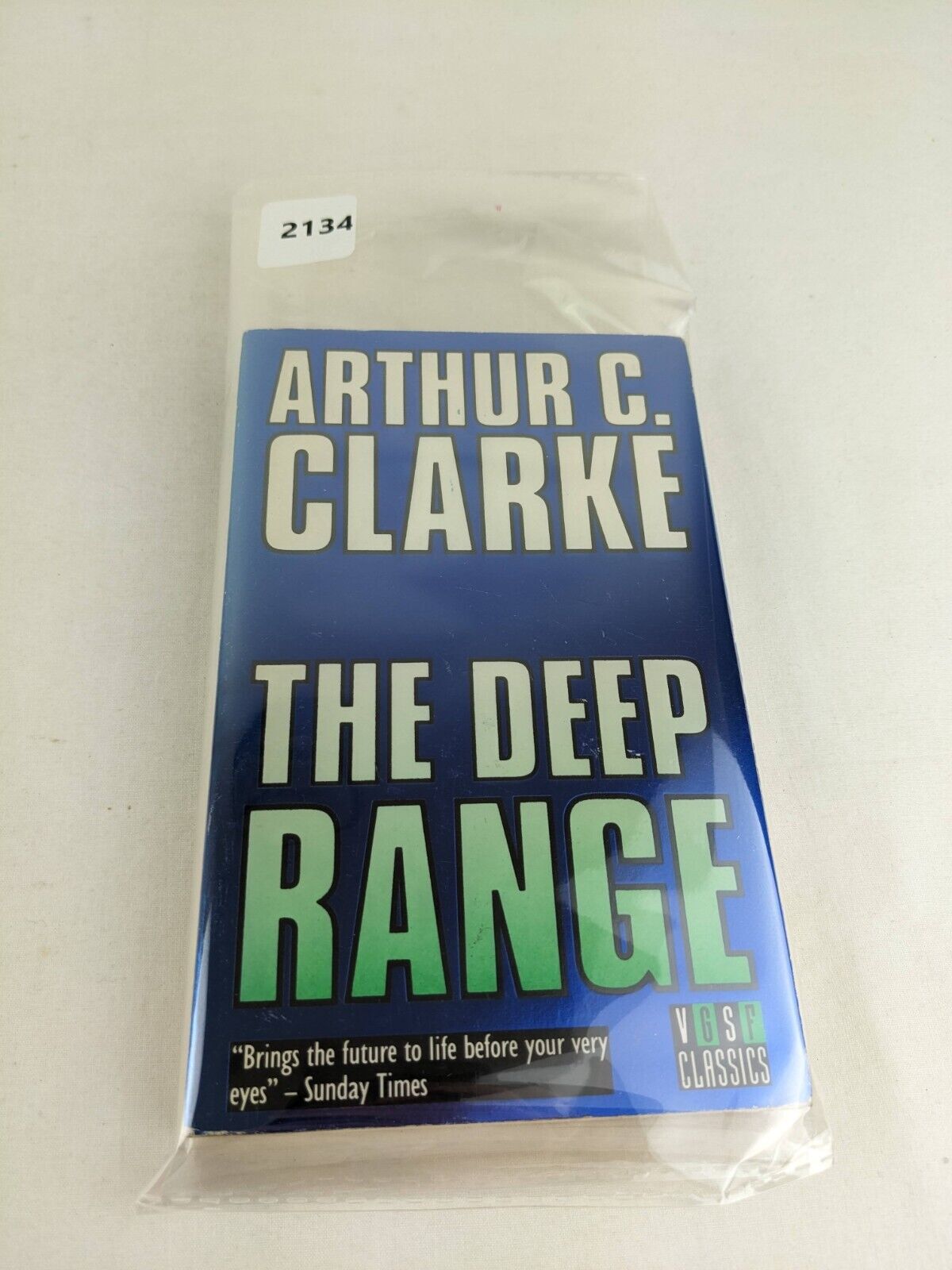 The deep range by Arthur C. Clarke 1988