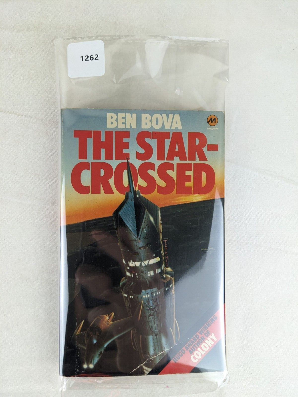 The star-crossed by Ben Bova 1980 Magnum books Science Fiction