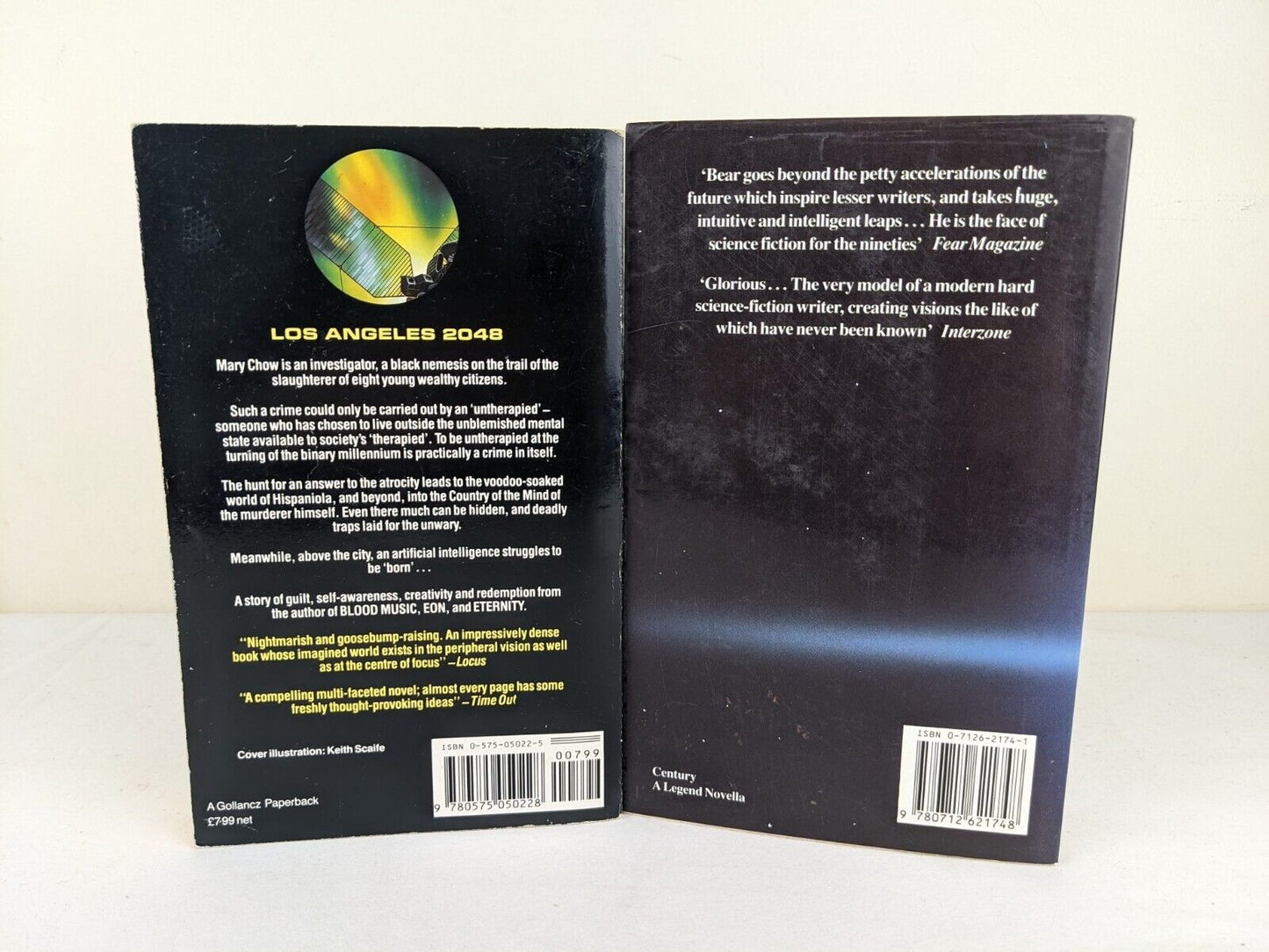 Queen of angels & Heads (Illustrated) by Greg Bear 1991 Queen of Angels