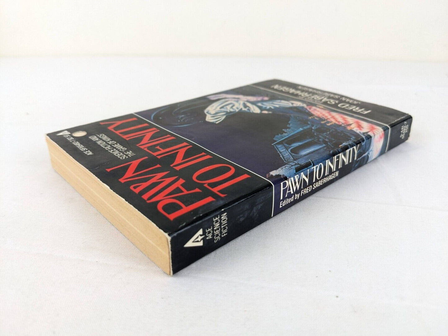 Pawn to infinity edited by Fred Saberhagen with Joan Saberhagen 1982 ace books