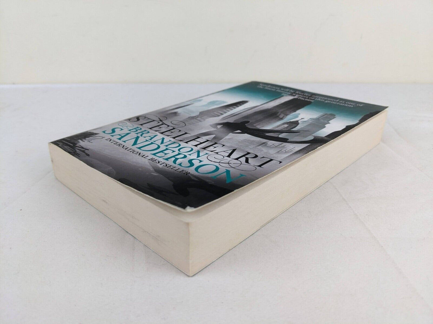 Steelheart by Brandon Sanderson 2014 The reckoners