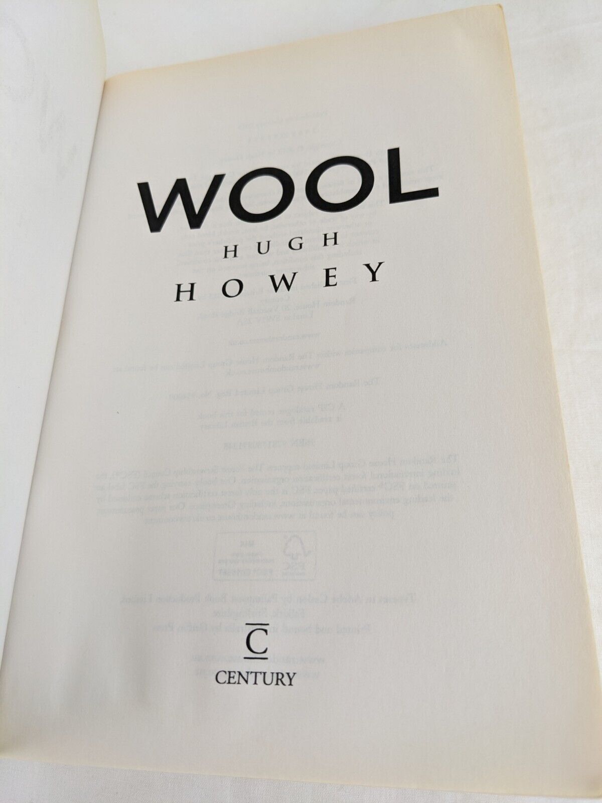 Wool by Hugh Howey 2013 Silo Series Large paperback