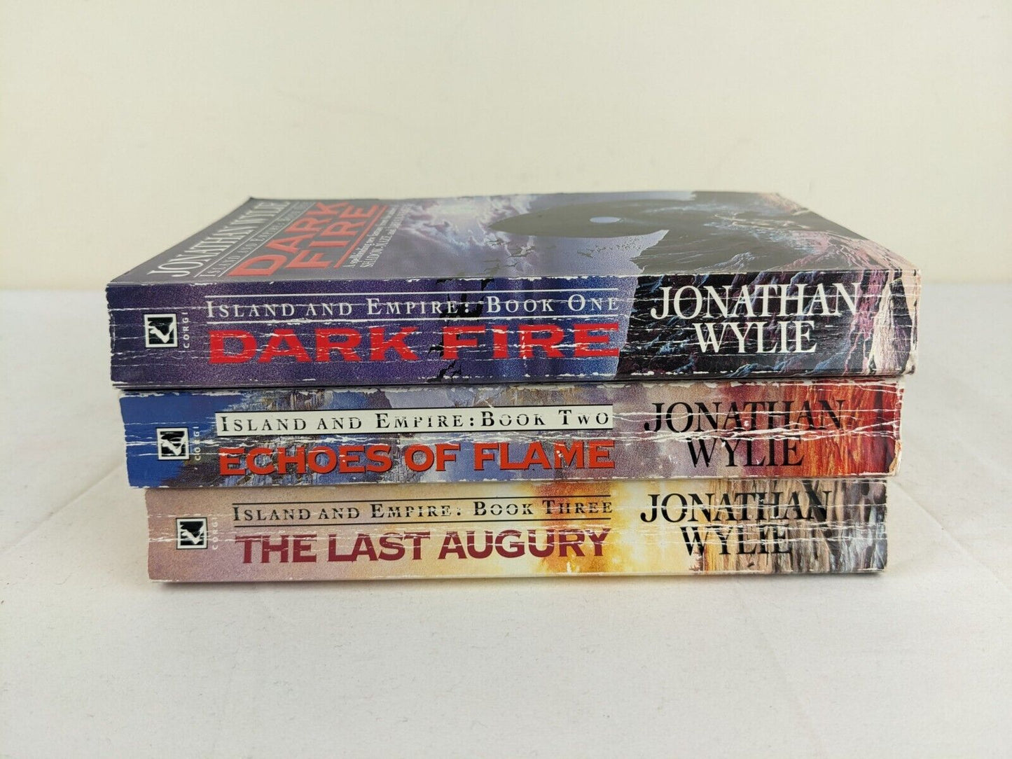 Island & Empire Series by Jonathan Wylie 1993 Fire, flame, augury