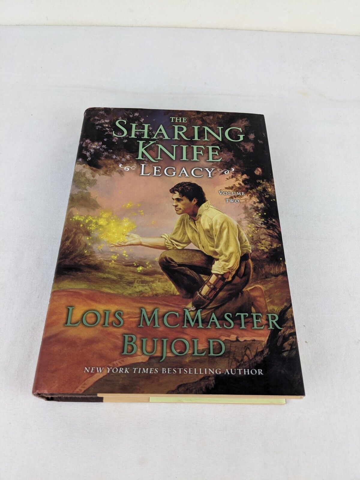 The sharing knife: Legacy - Lois McMaster Bujold 2007 US First Edition Hardcover