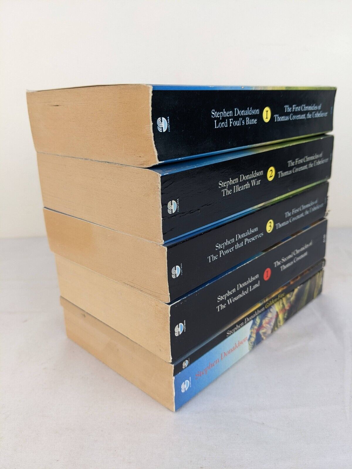 Stephen Donaldson - Thomas Covenant x 4, Gilden-fire & Daughter of Regals