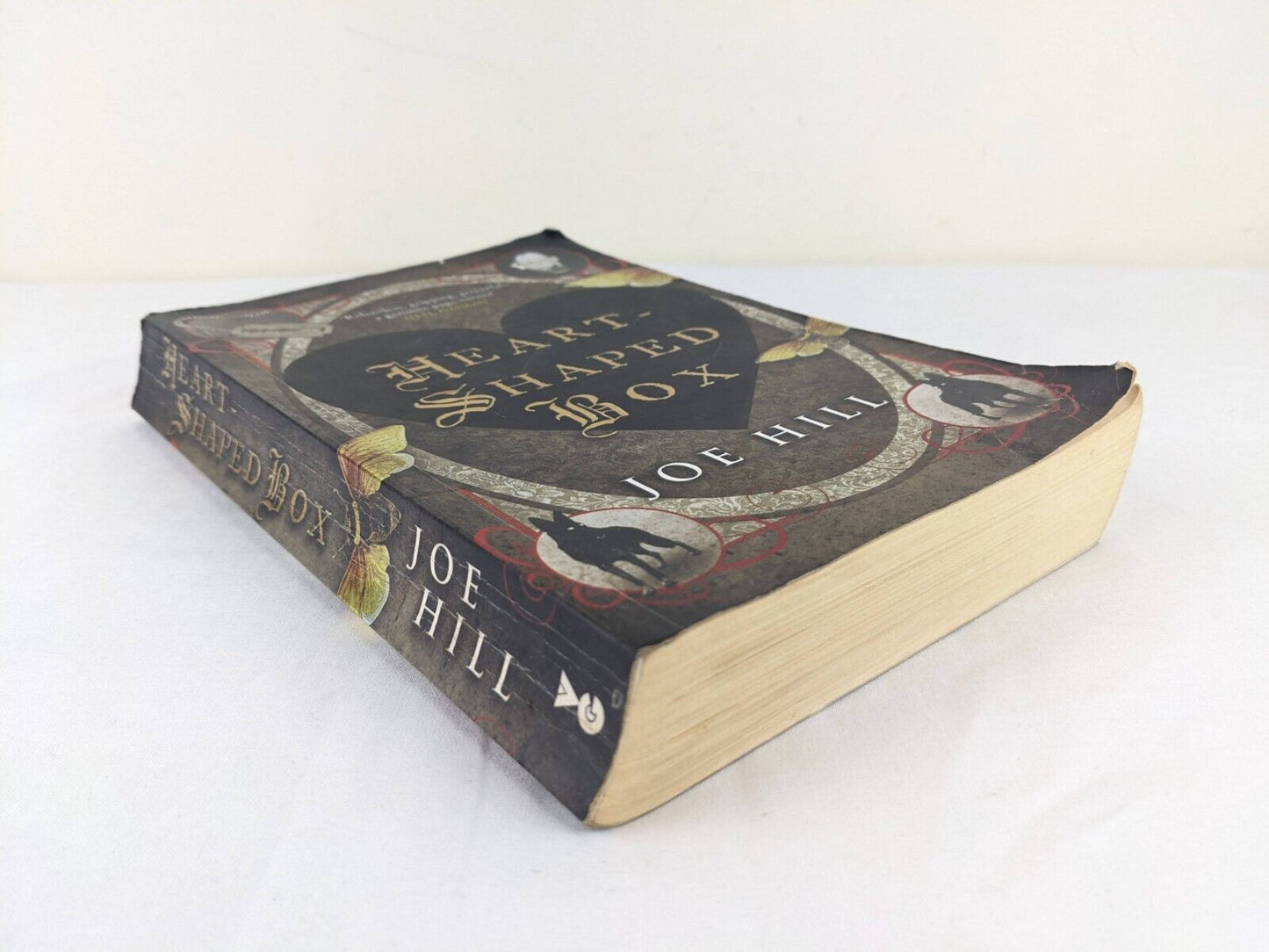 Heart-Shaped Box by Joe Hill 2007