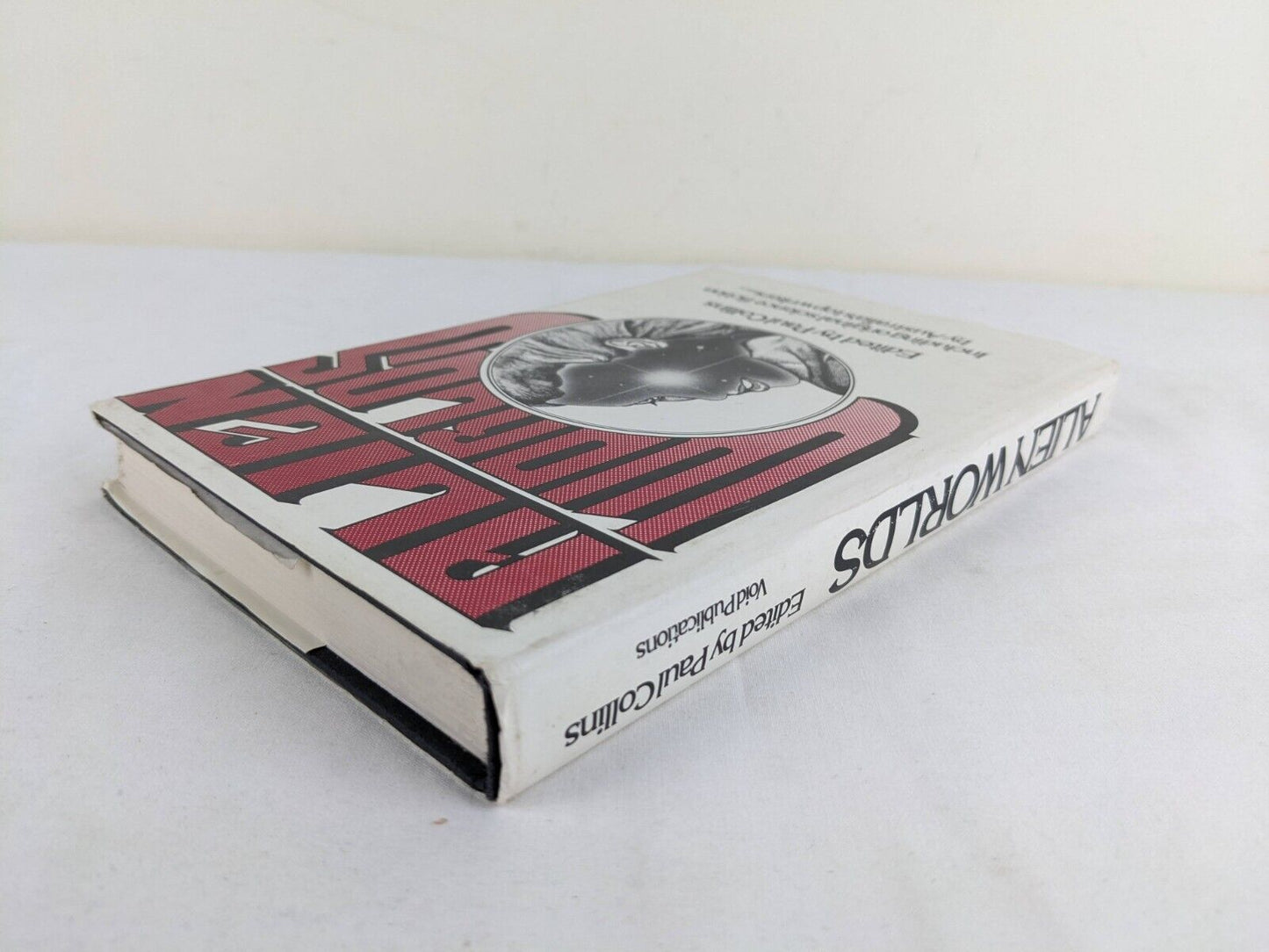 Alien Worlds edited by Paul Collins 1979 Hardcover - Australia's top SF writers