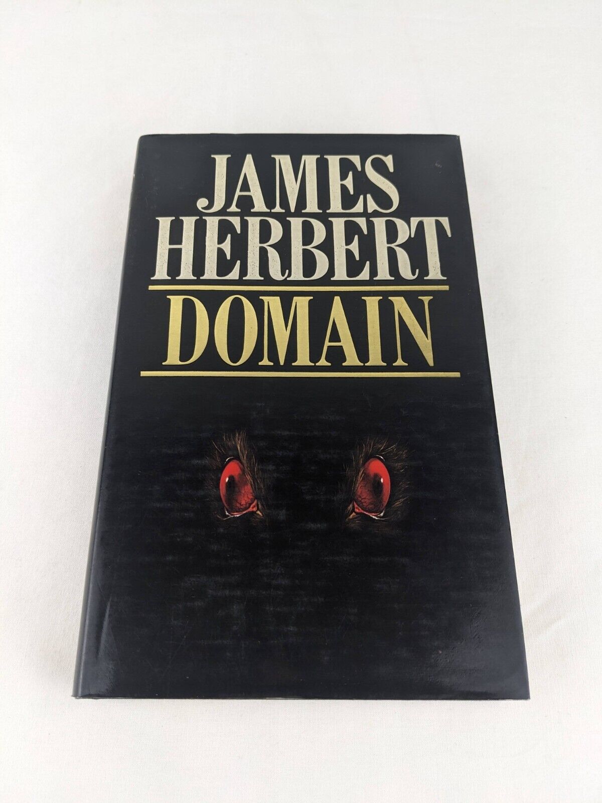 Domain by James Herbert 1984 UK First Edition Hardcover New English Library Rats