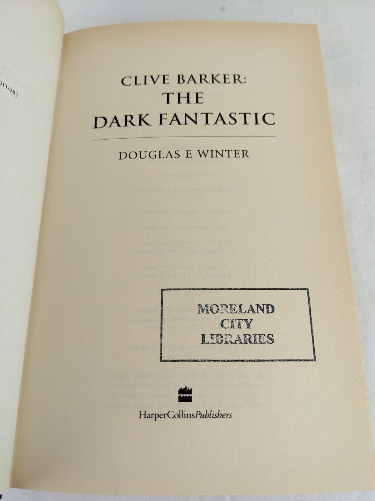 The dark Fantastic - Clive Barker biography by Douglas E. Winter Hardcover 2001