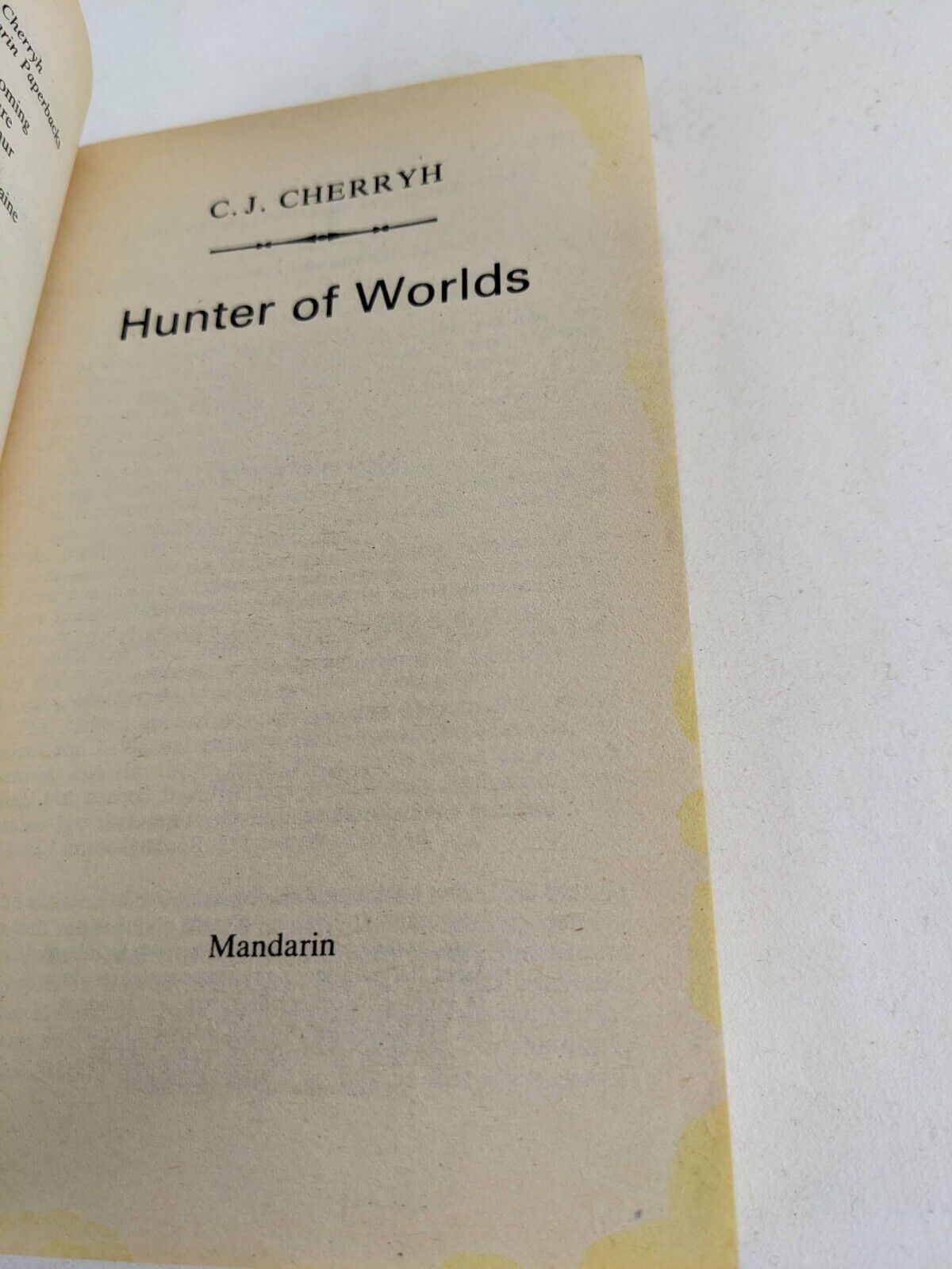Hunter of worlds by C.J. Cherryh 1990 Hanan Rebellion