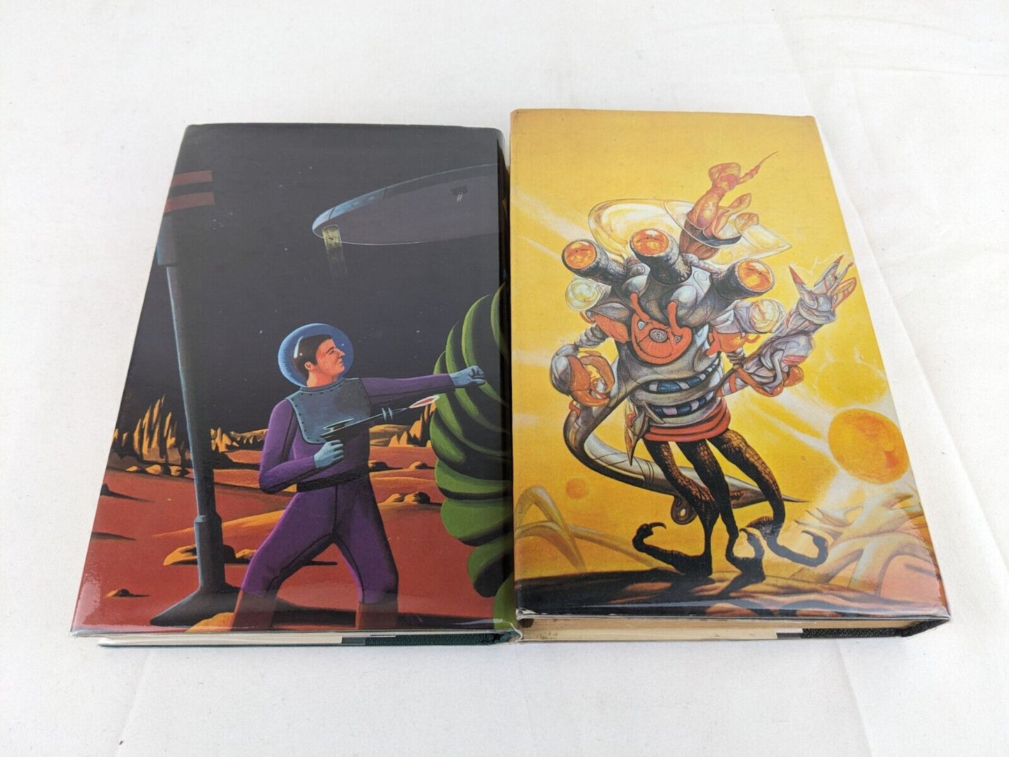 The history of science fiction magazine: Part 1 & 2 by Michael Ashley Hardcover