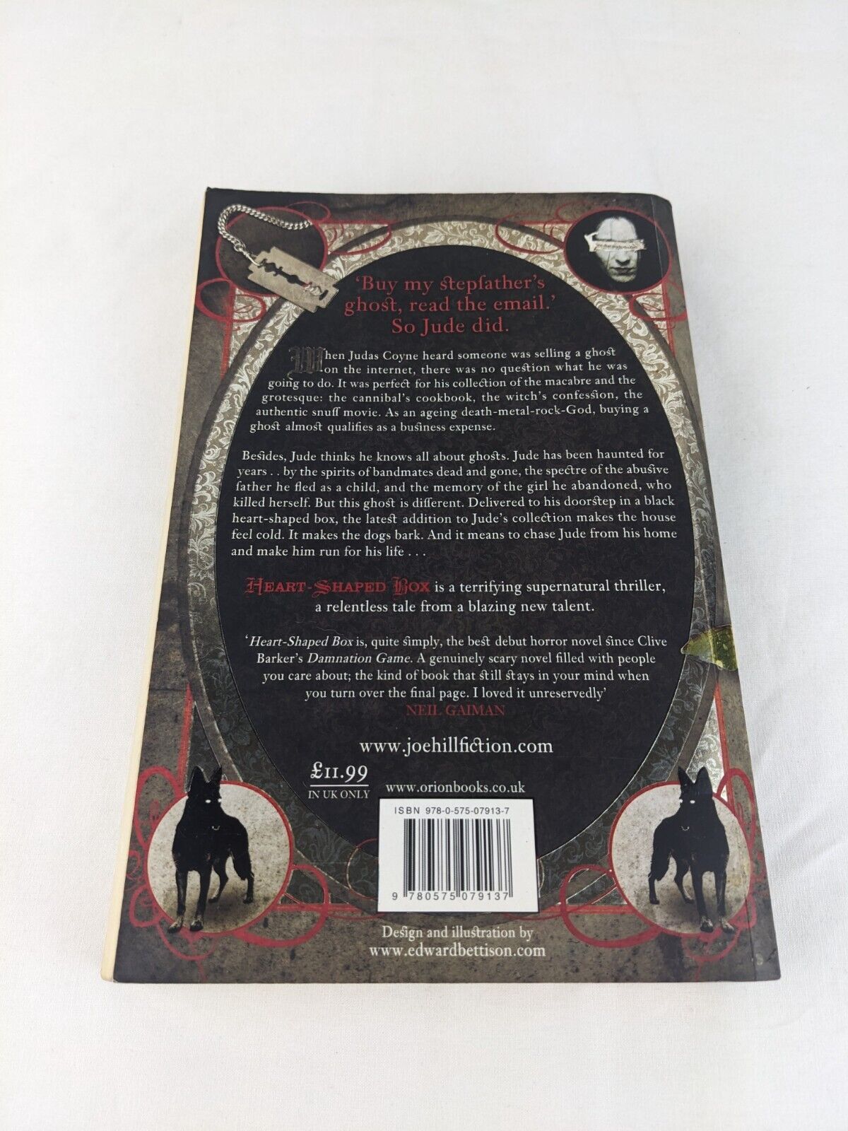 Heart-Shaped Box by Joe Hill 2007