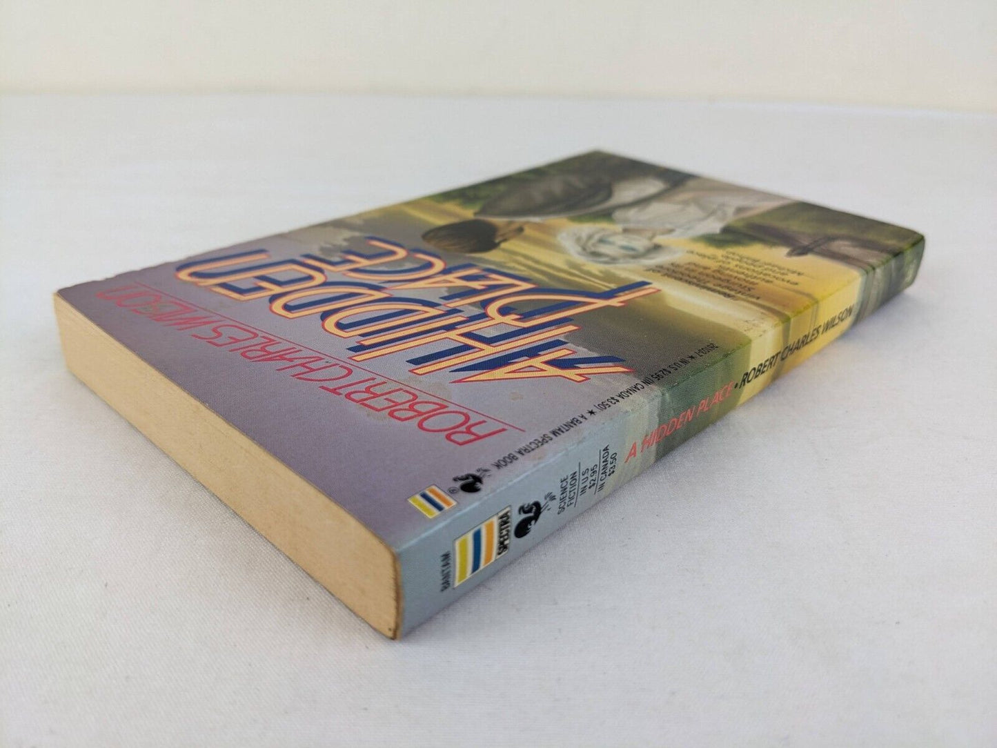 A hidden place by Robert Charles Wilson 1986 Bantam Books