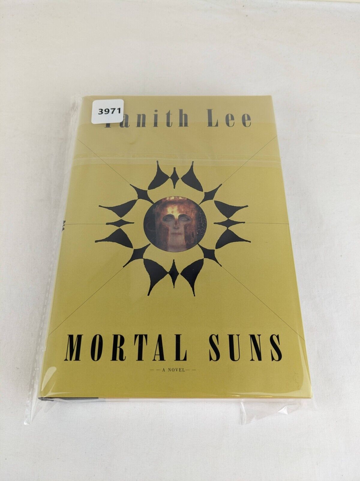 Mortal suns by Tanith Lee 2003 Hardcover First Edition