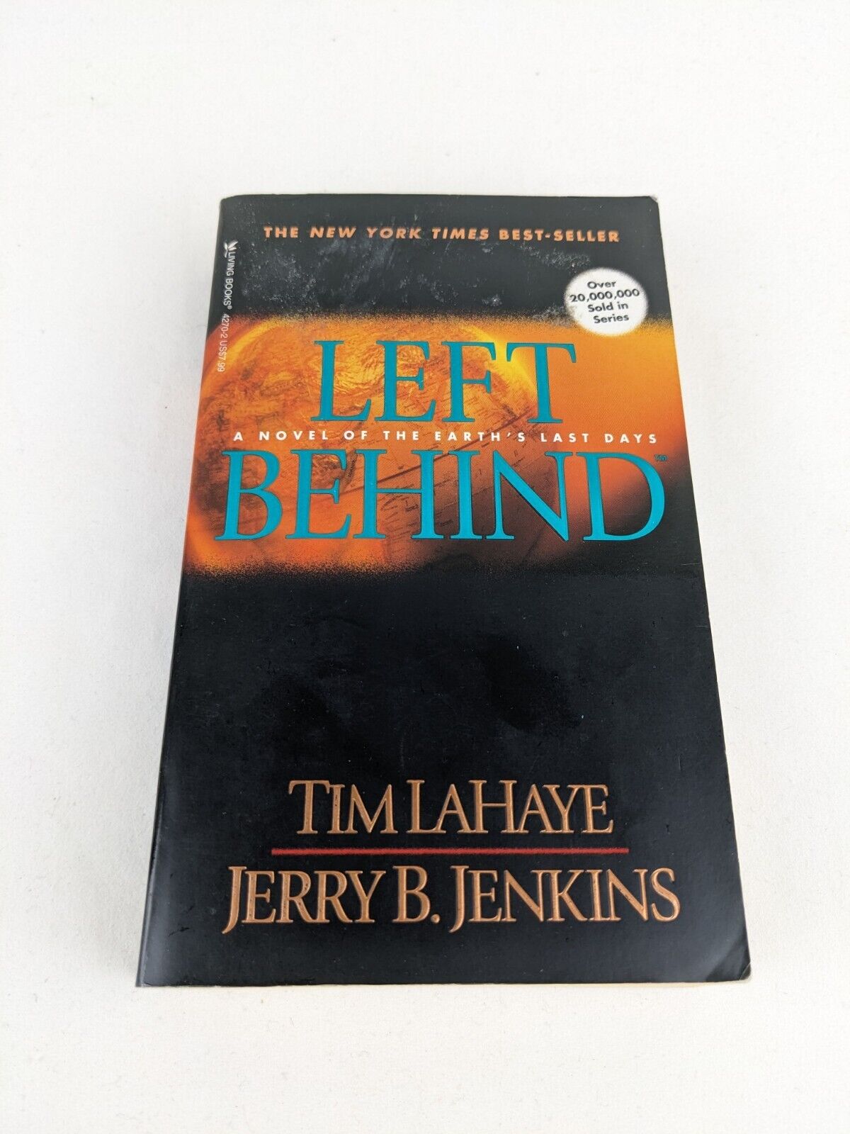 Left behind by Tim LaHaye & Jerry B. Jenkins 1998 Left behind