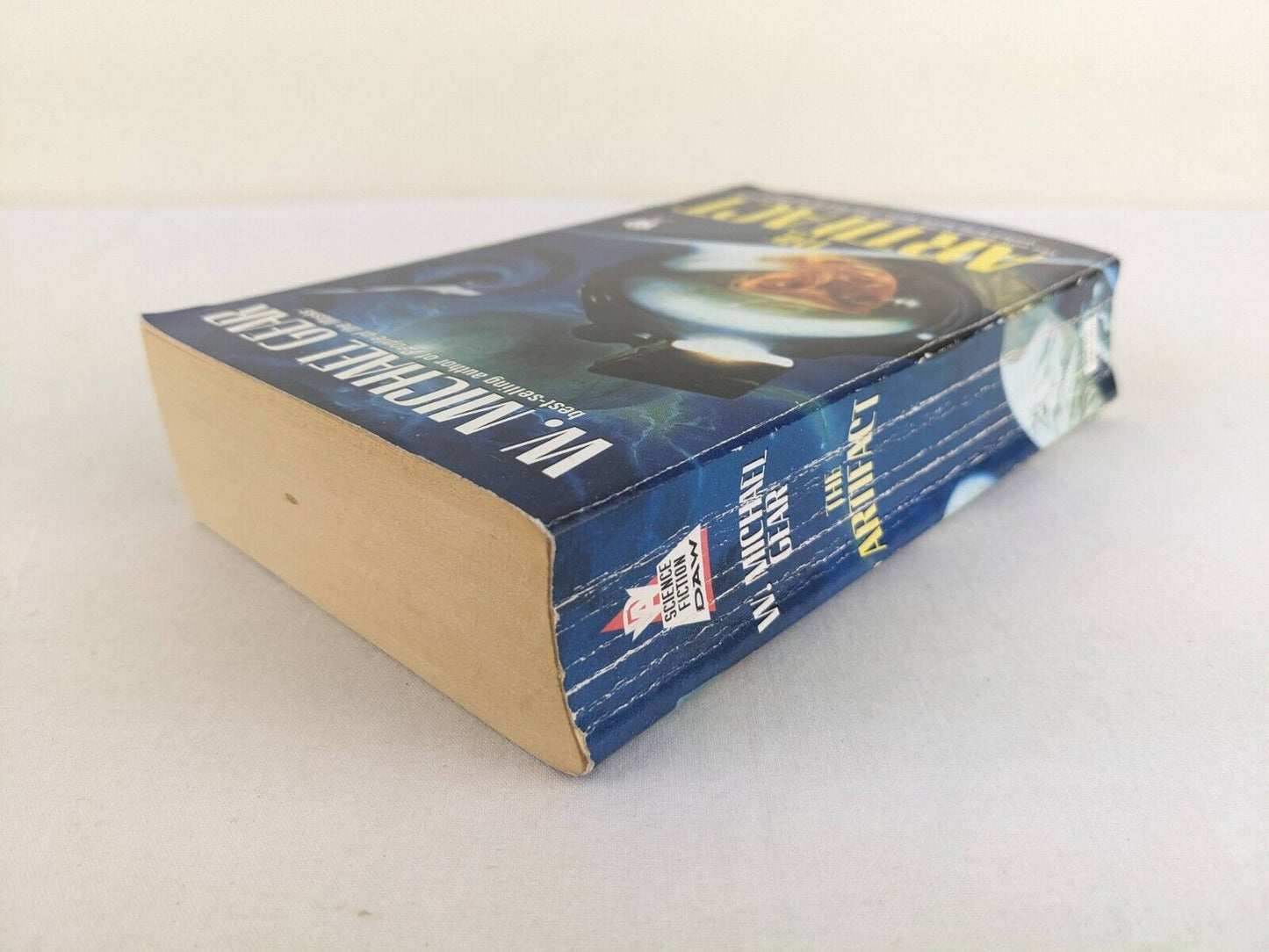 The Artifact by W. Michael Gear 1990