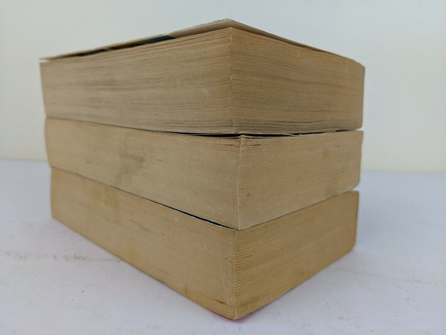 The Second Chronicles Of Thomas Covenant complete 1,2 & 3 - Stephen Donaldson