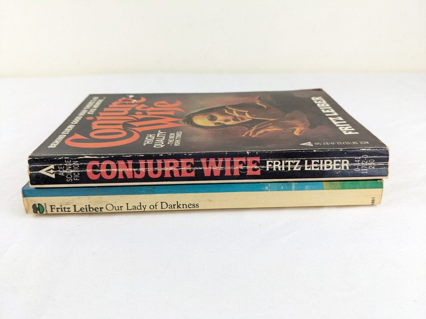 Conjure wife & Our lady of darkness by Fritz Leiber 1978