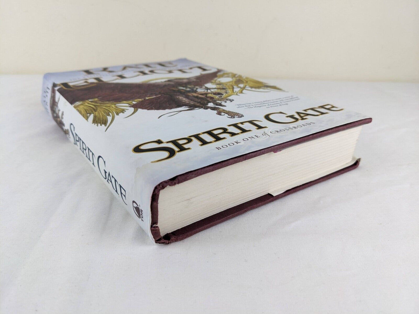 Spirit gate by Kate Elliott 2006 First Edition Hardcover - Crossroads