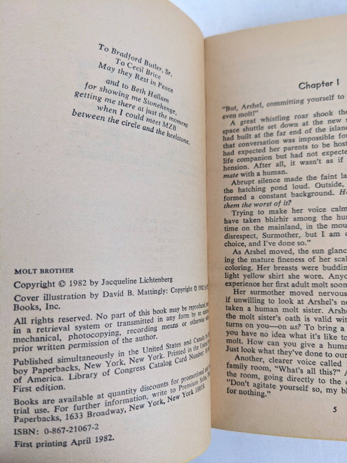 Molt Brother by Jacqueline Lichtenberg 1982 - First lifewave