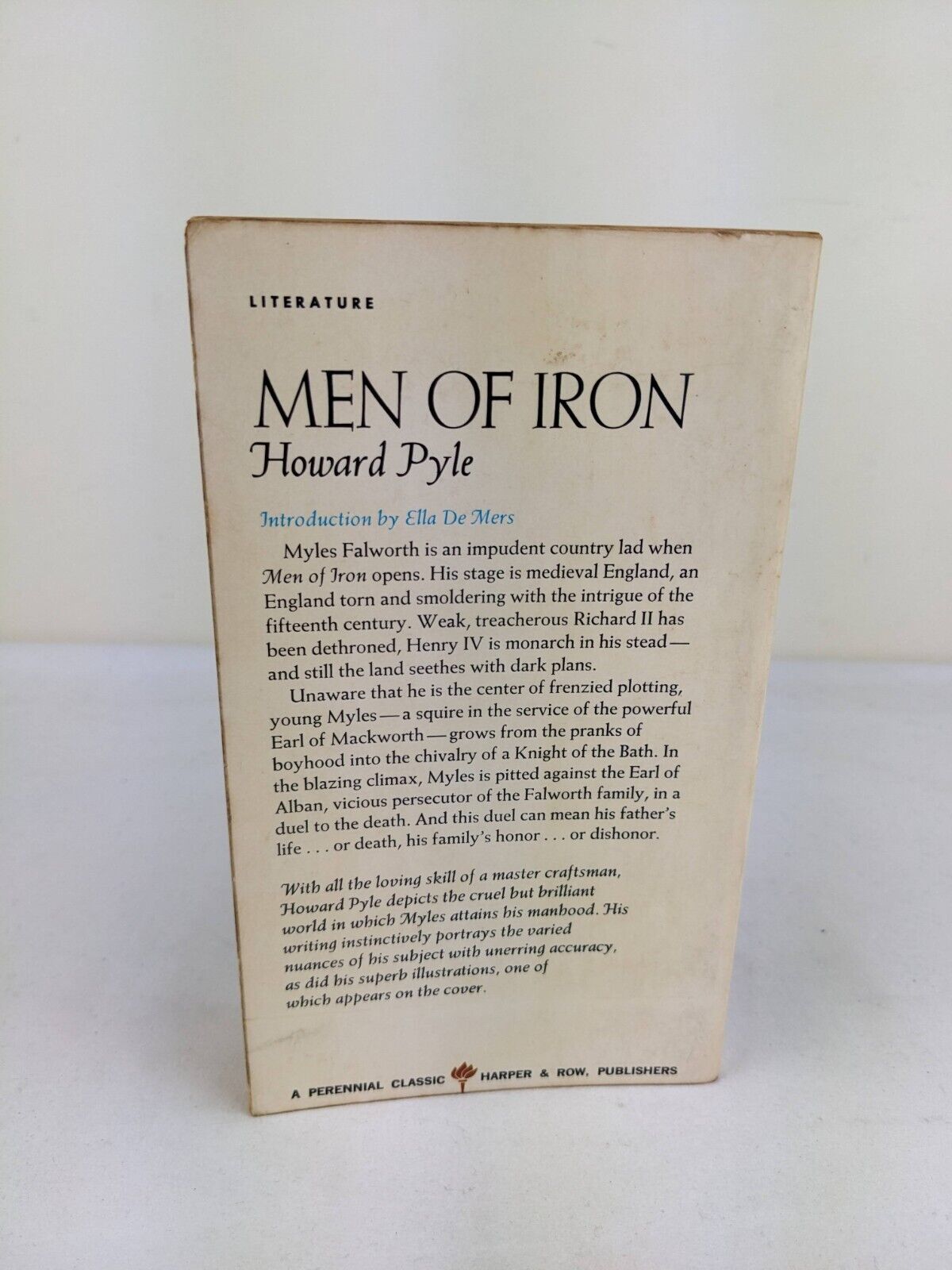 Men of iron by Howard Pyle - Foreward by Ella DeMers 1965