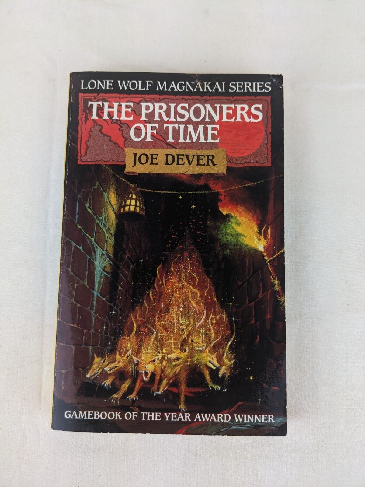 Lone wolf: the prisoners of time by Joe Dever 1990