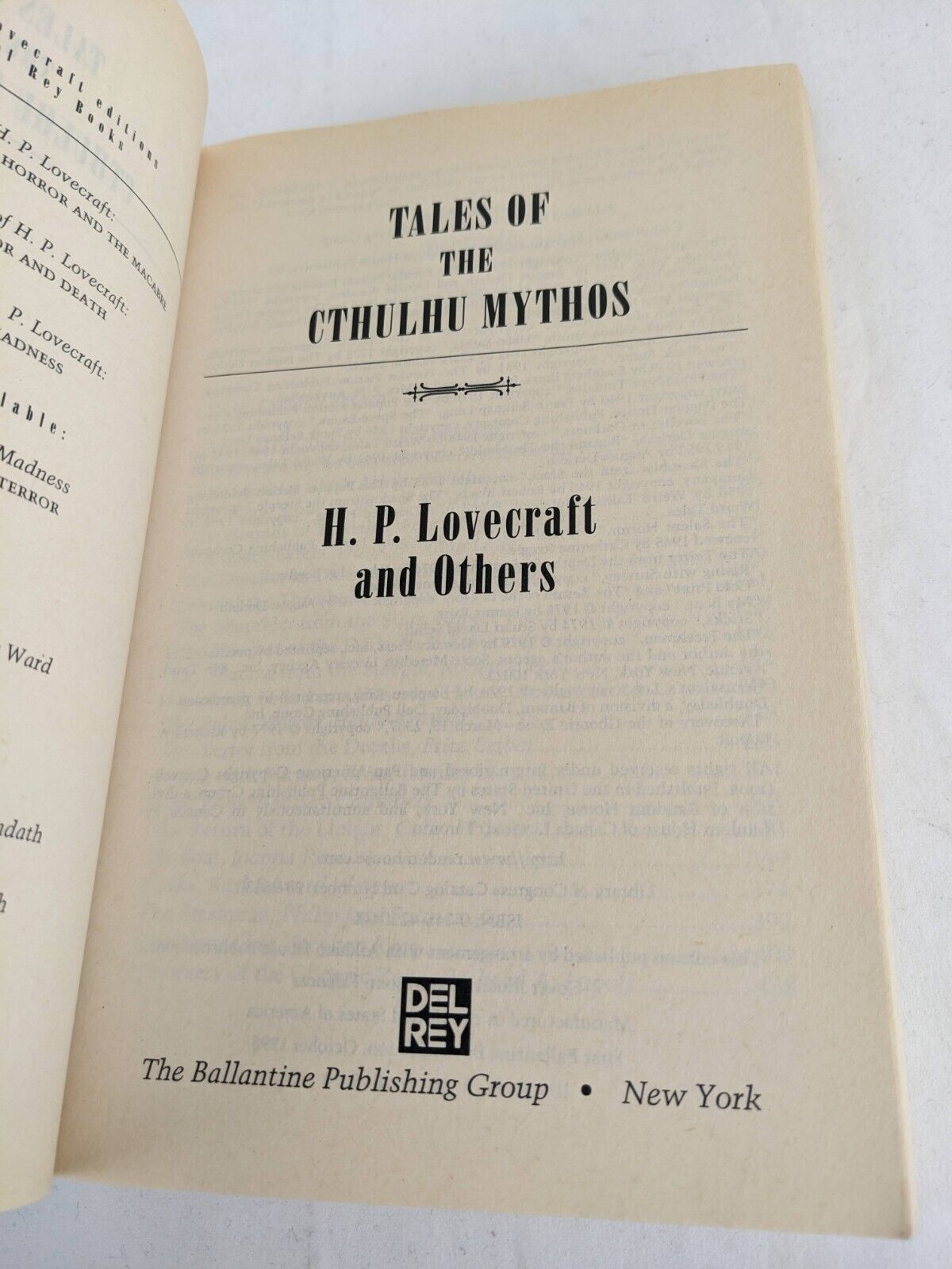 Tales of the Cthulhu mythos by H.P. Lovecraft and others 1998