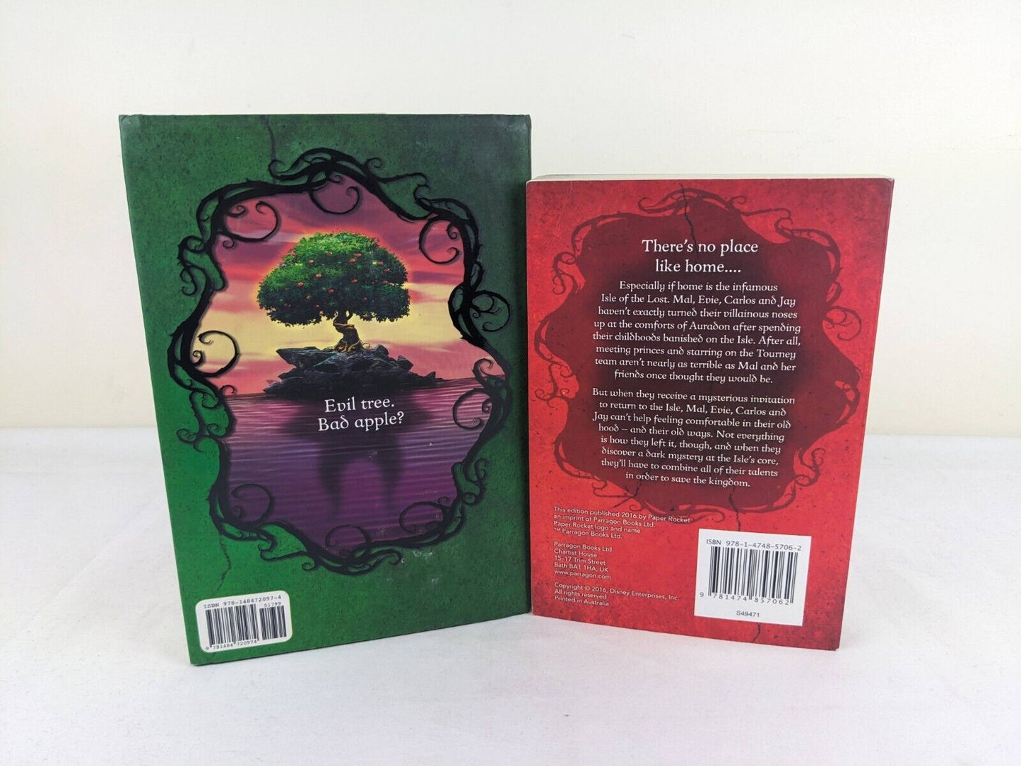 The isle of the lost & the return of the lost by Melissa De La Cruz 2015