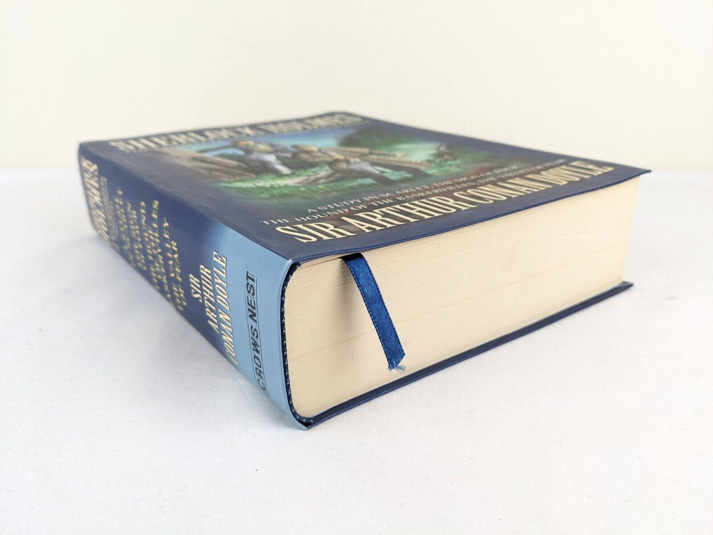 Sherlock Holmes, complete & unabridged by Sir Anthony Conan Doyle 2009