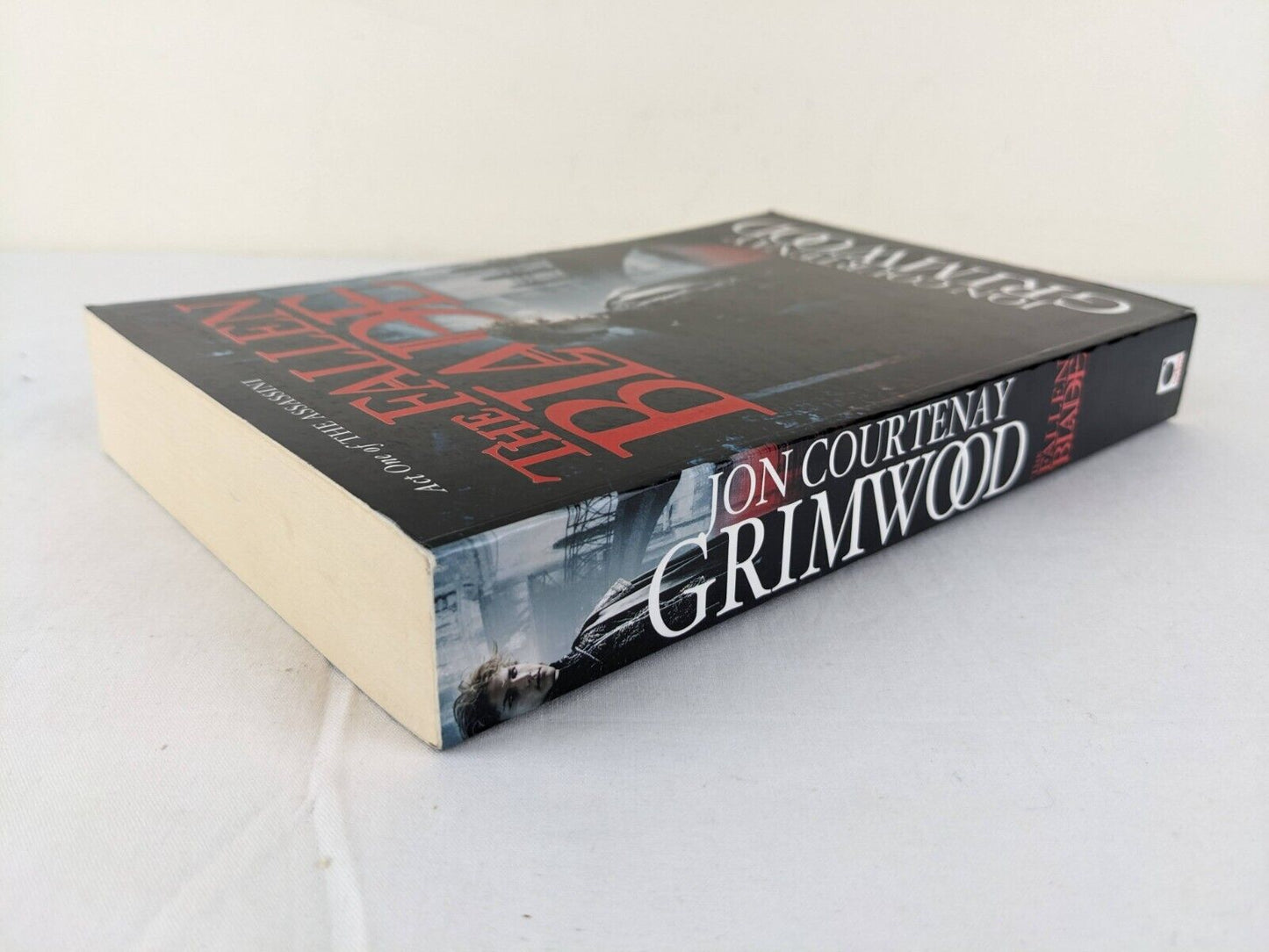 The fallen blade by Jon Courtenay Grimwood 2011 The assassini