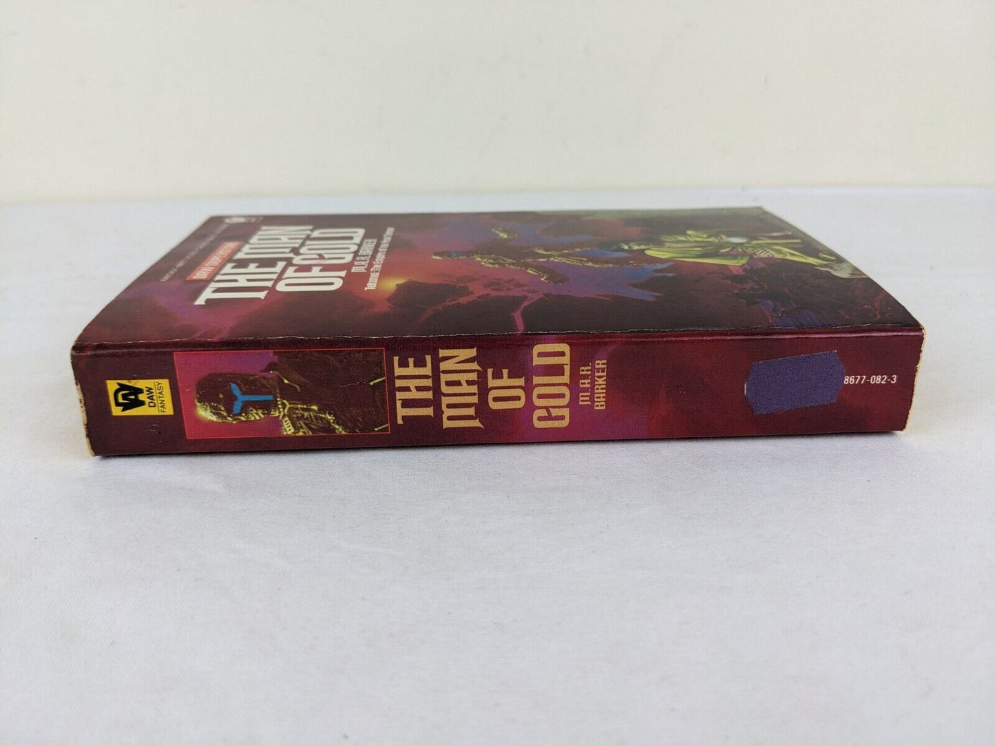 The man of gold by M. A. R. Barker 1984 - Tekumel empire of the petal throne d&d