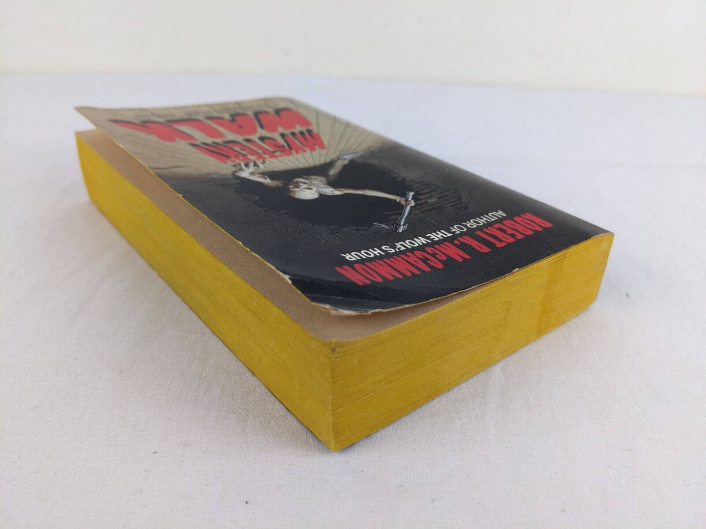 Mystery walk by Robert R. McCammon 1989