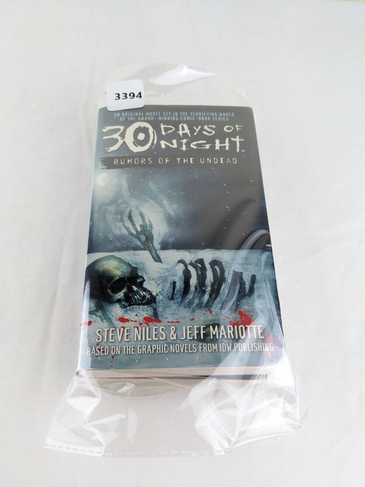 30 days of night: Rumors of the undead & Immortal remains by Steve Niles 2006