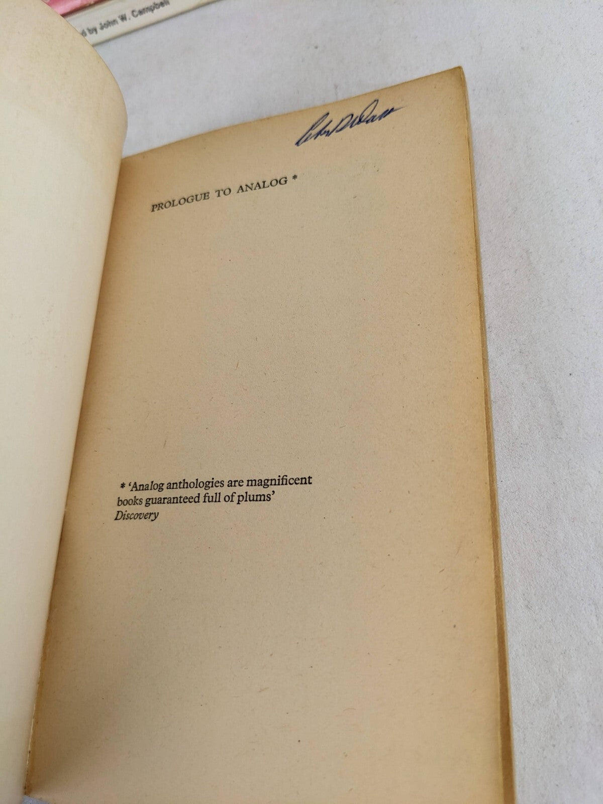 5561167