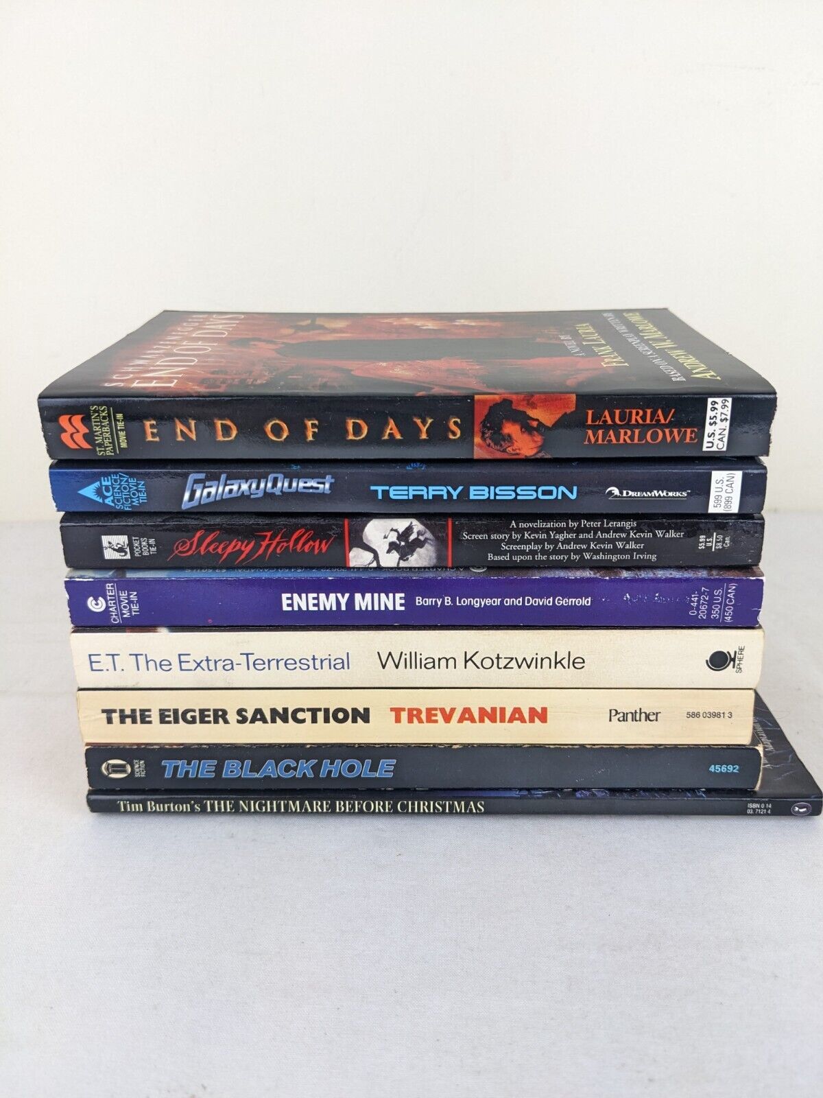 Movie tie-up novelization x 8 - Enemy mine, E.T., Eiger Sanction, Black hole etc