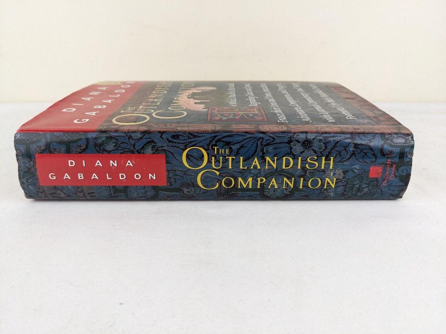 The outlandish companion by Diana Gabaldon 1999 Hardcover