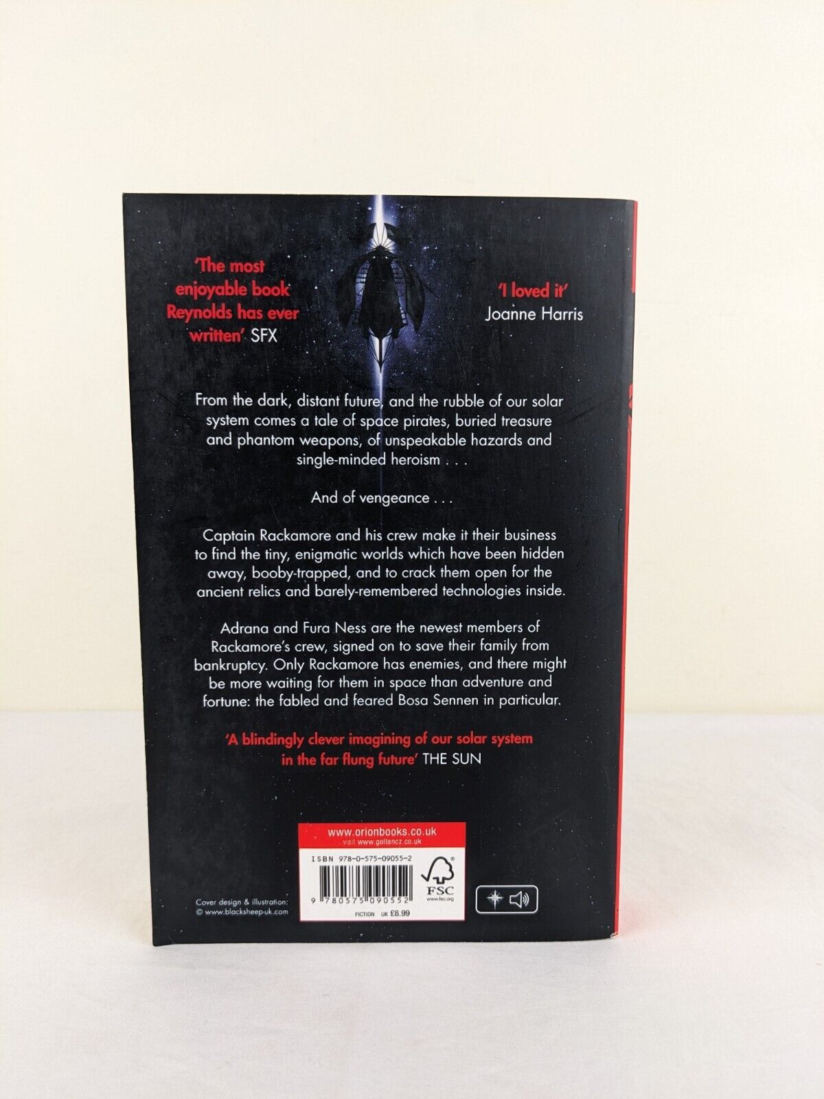 Revenger by Alastair Reynolds 2016 Revenger series