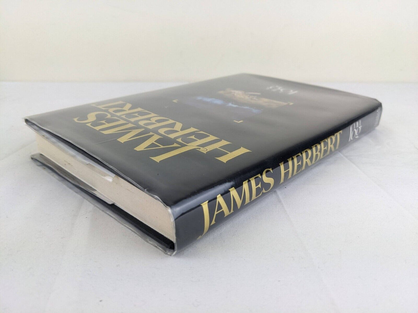 The fog by James Herbert Hardcover 1992