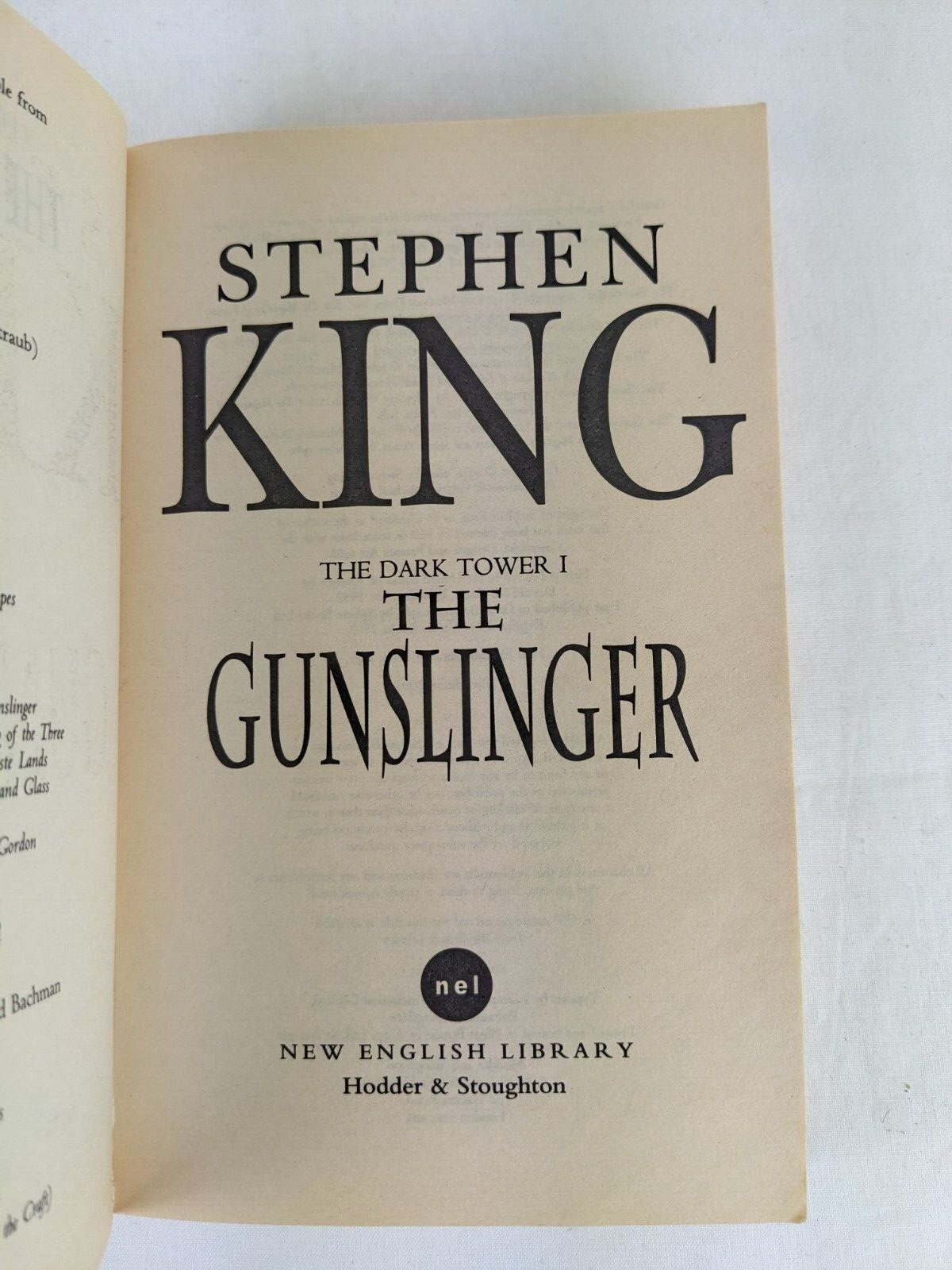 Dark Tower I: The Gunslinger: (Volume 1) by Stephen King (Paperback, 2003)