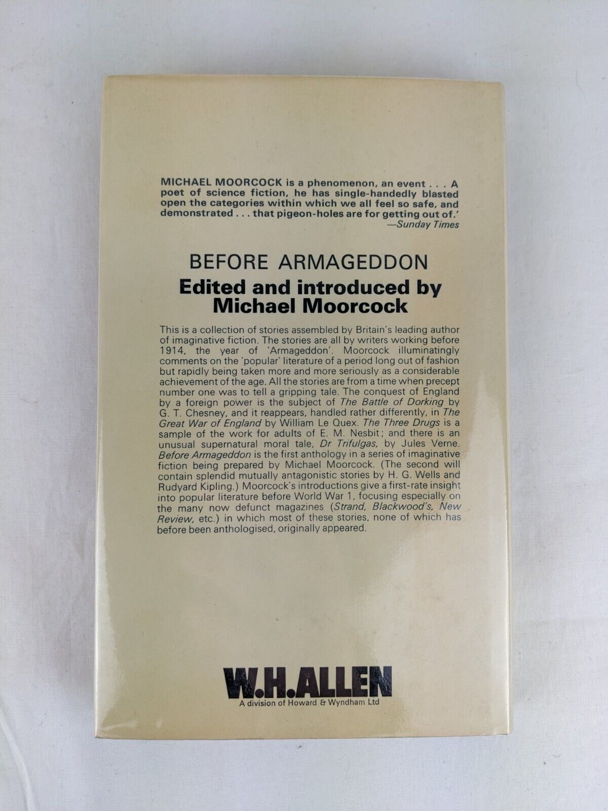 Continuum 1 - Roger Elwood hardcover 1975 Koontz McCaffrey Wolfe Farmer Anderson