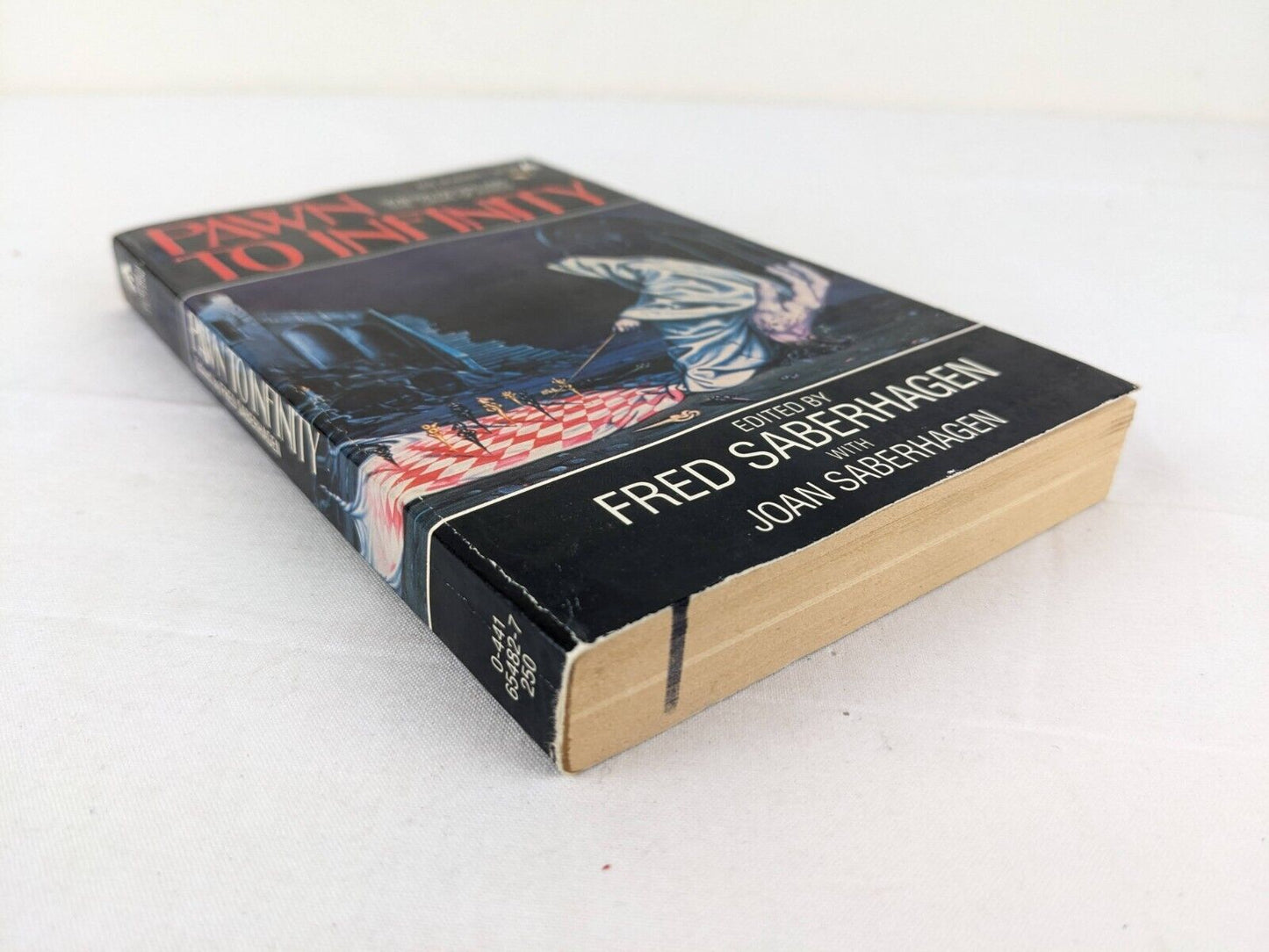 Pawn to infinity edited by Fred Saberhagen with Joan Saberhagen 1982 ace books