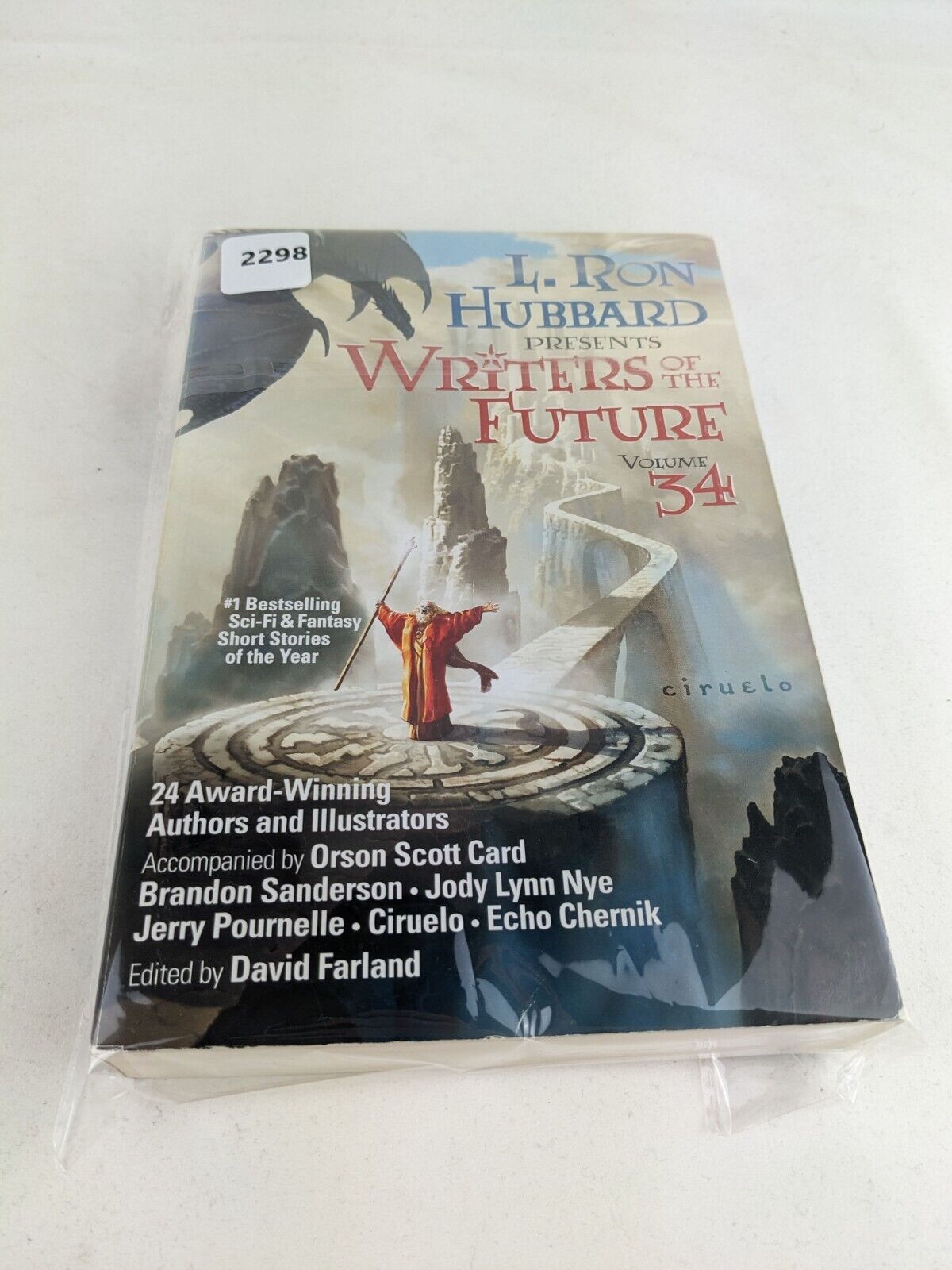 L. Ron Hubbard Presents Writers of the Future 34 edited by David Farland 2018