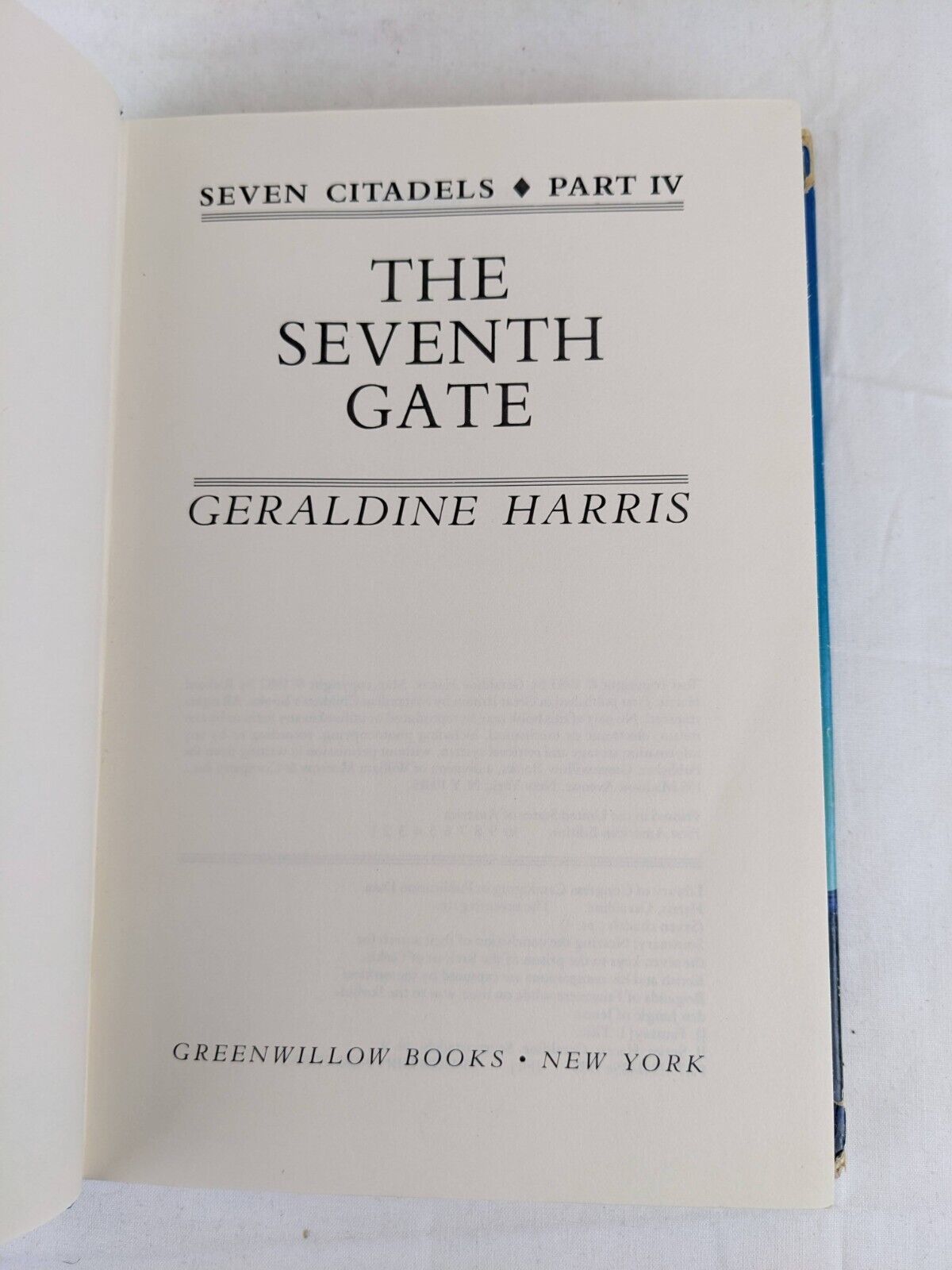 The seventh gate - Seven Citadels: Part 4 by Gerladine Harris hardcover 1984