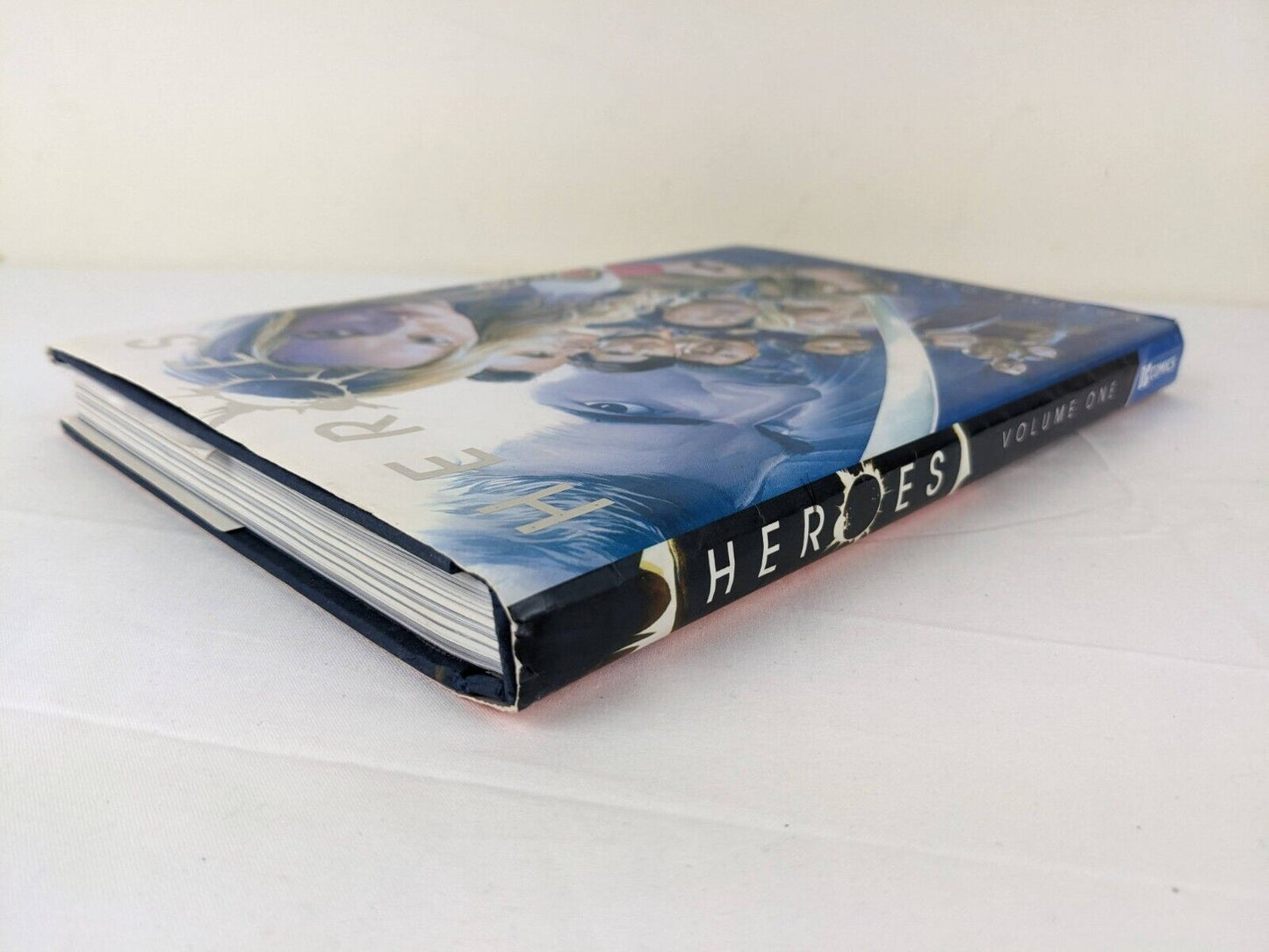 Heroes: Volume One graphic novel- Tim Sale Jim Lee Michael Turner hardcover 2007