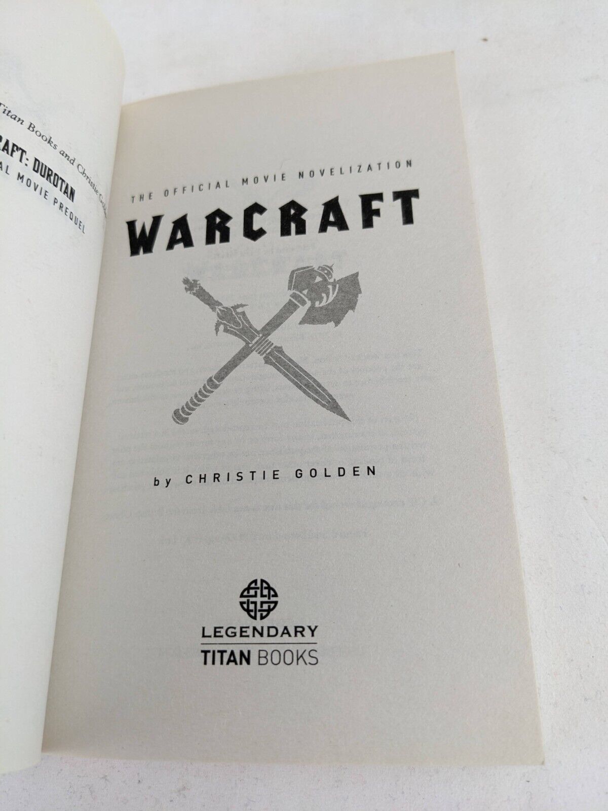 Warcraft official movie novelization & prequel Durotan by Christie Golden 2016