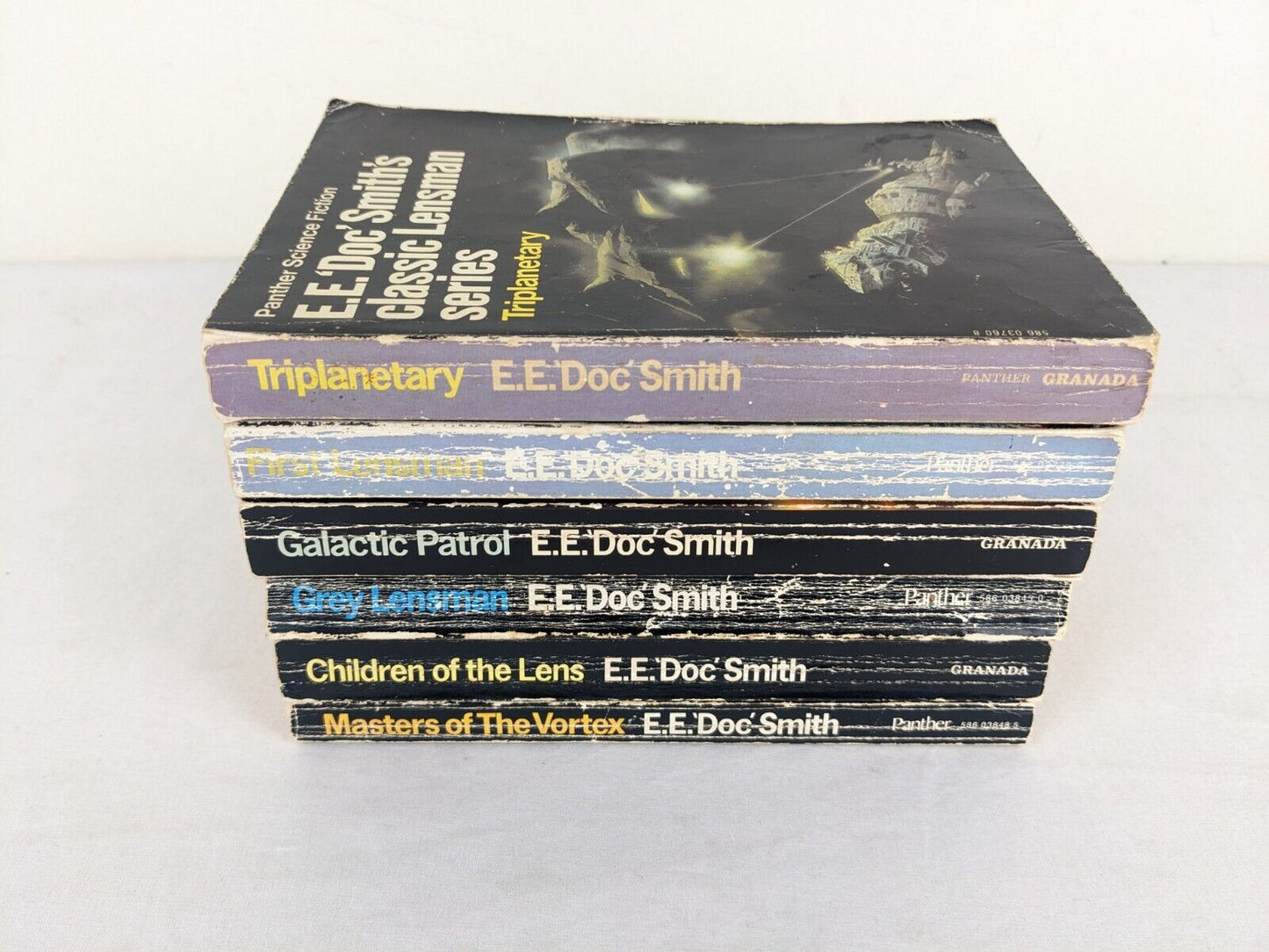 Lensman x6 books by E. E. Doc Smith - Triplanetary, first lensman, galactic etc.