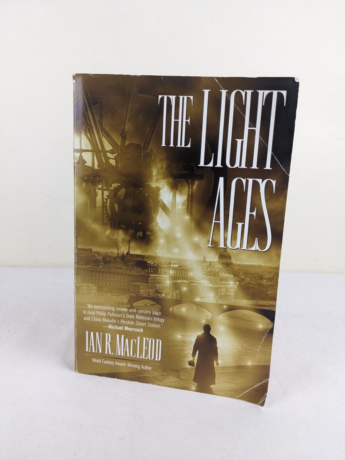 The light ages by Ian R. MacLeod 2004