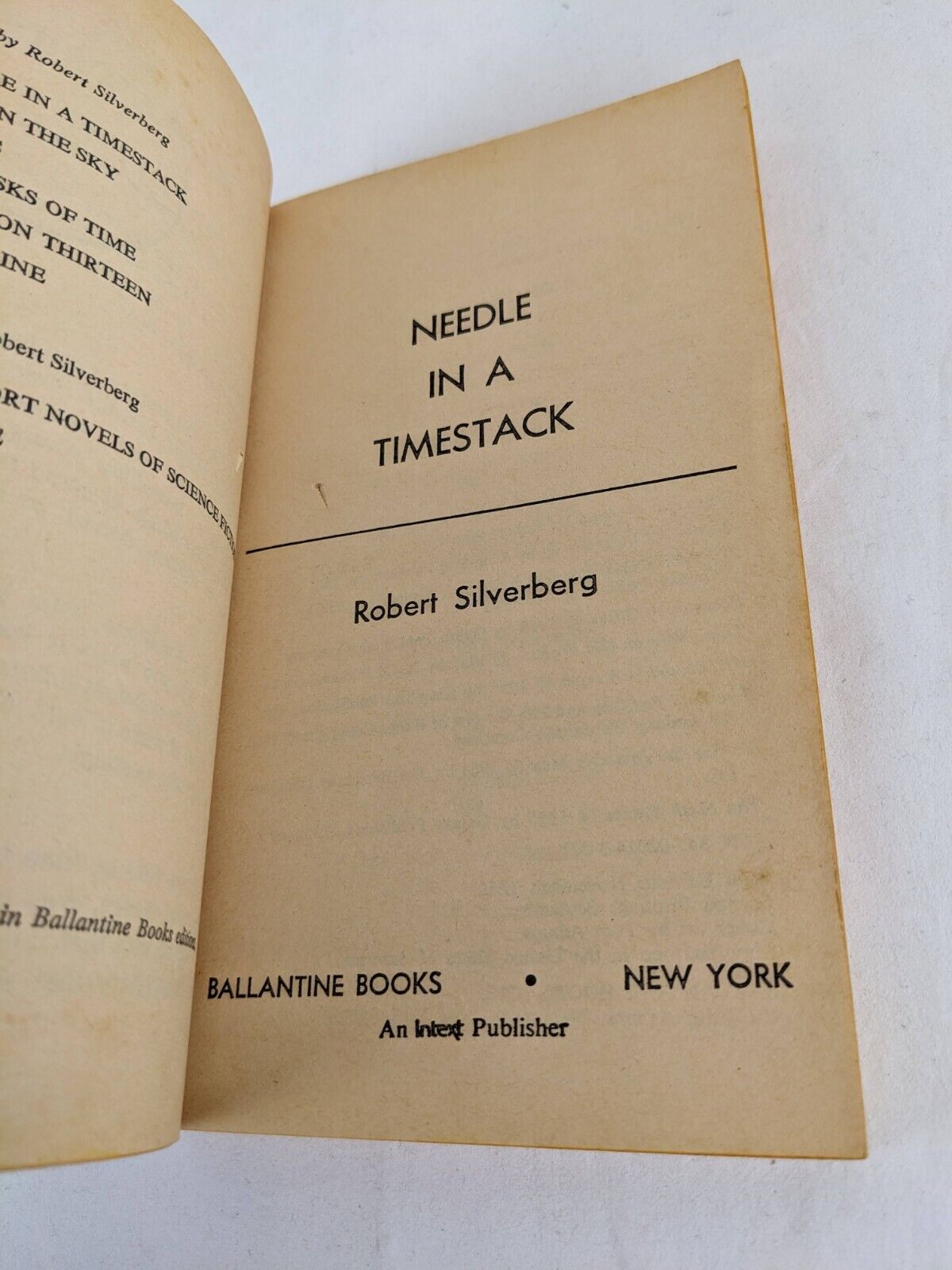 Needle in a timestick by Robert Silverberg 1970