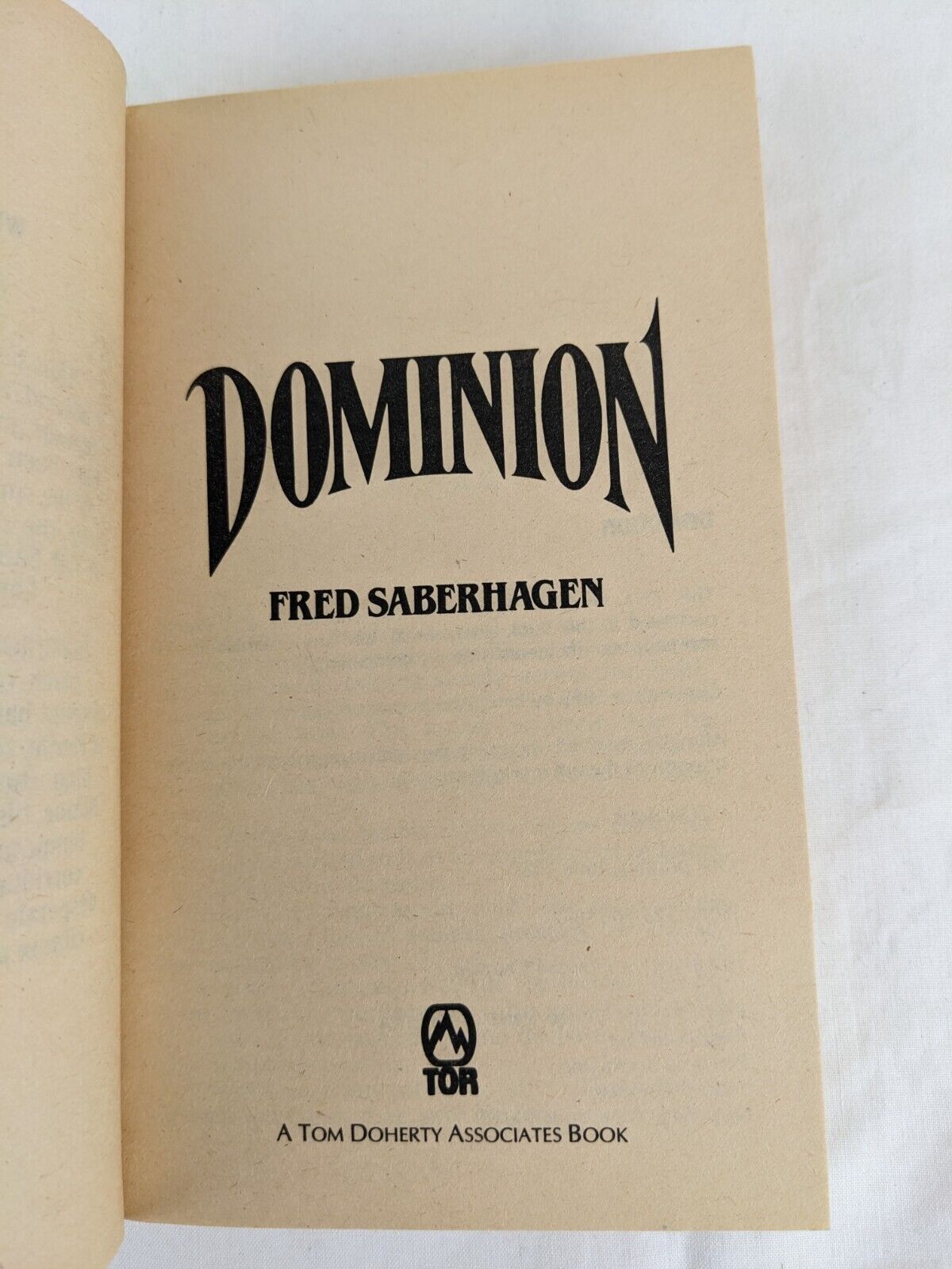 Dominion by Fred Saberhagen 1982 Dracula series