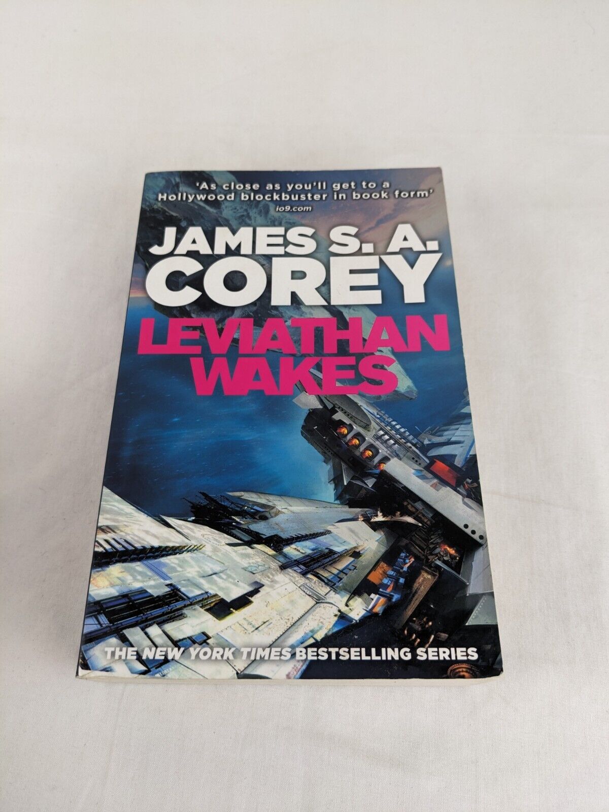 Leviathan Wakes by James S. A. Corey 2012 The Expanse